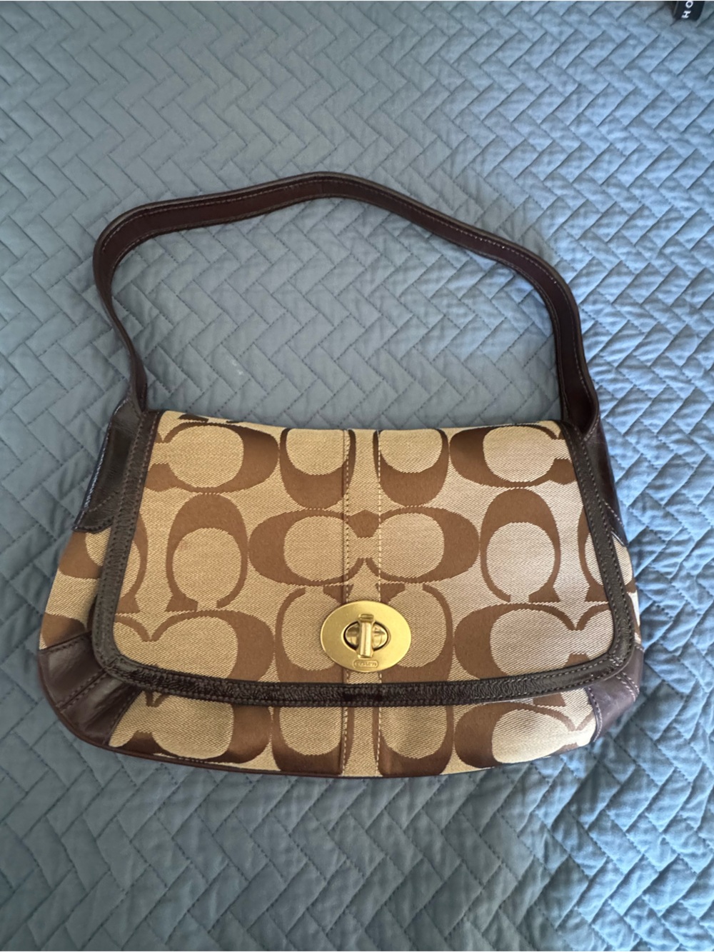 Vintage Y2K Coach Signature Ergo Turnlock Shoulder Bag – Brown/Mahogany